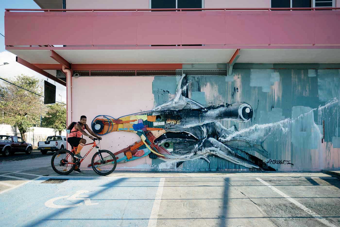 Hammer shark Trashsure and Bordalo II